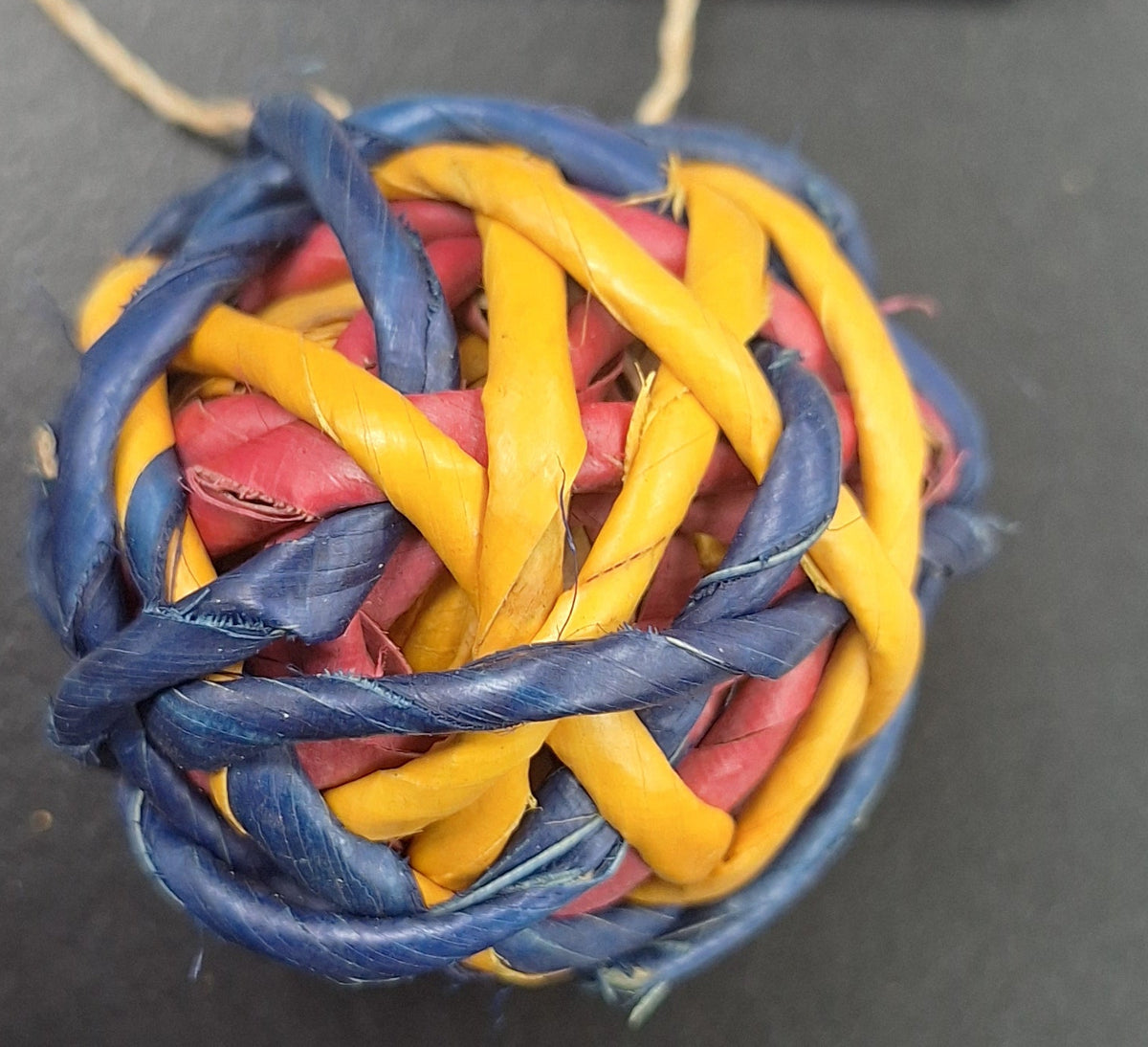 String Ball foot toy