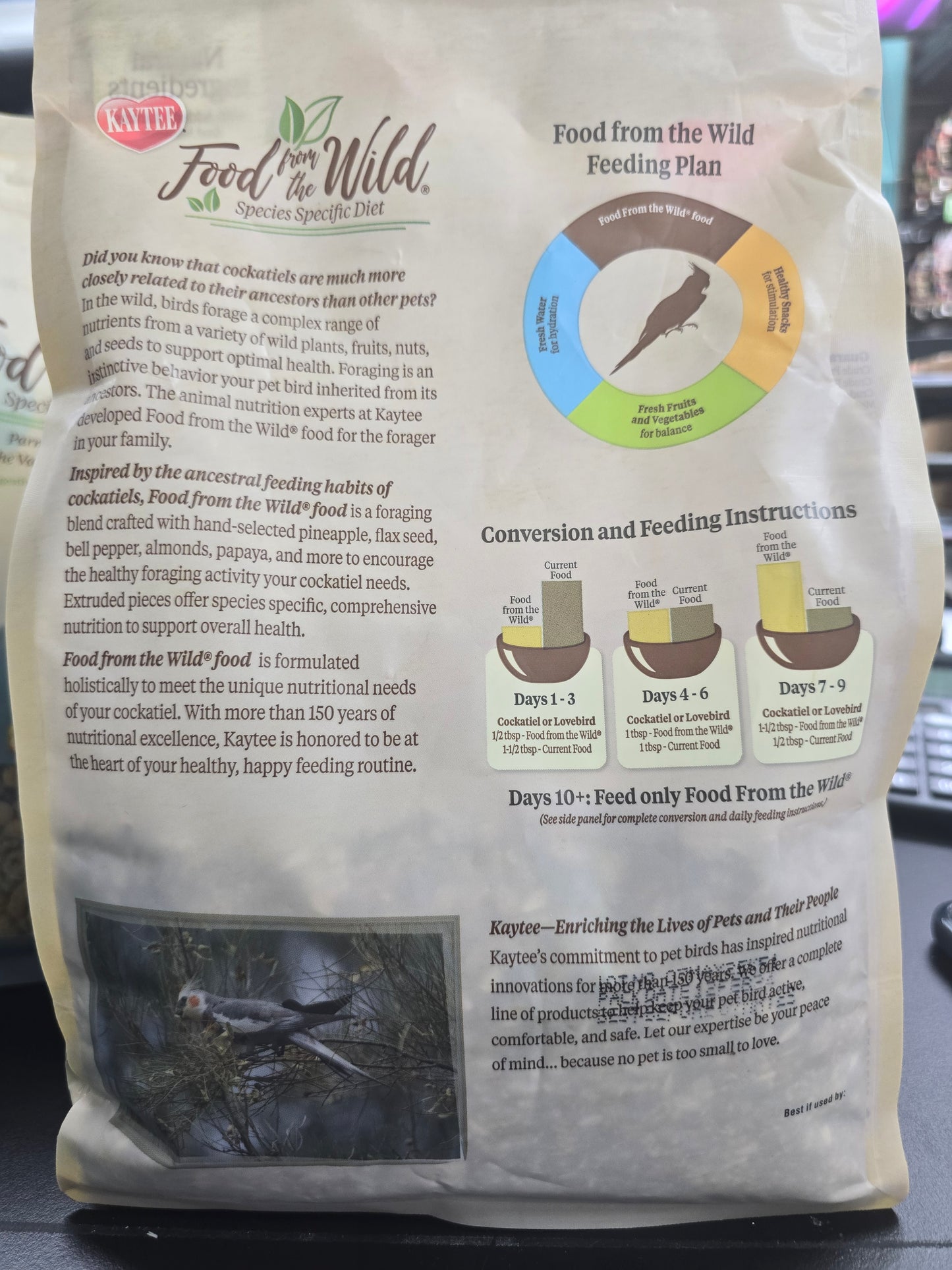 kaytee food from the wild cockatiel blend
