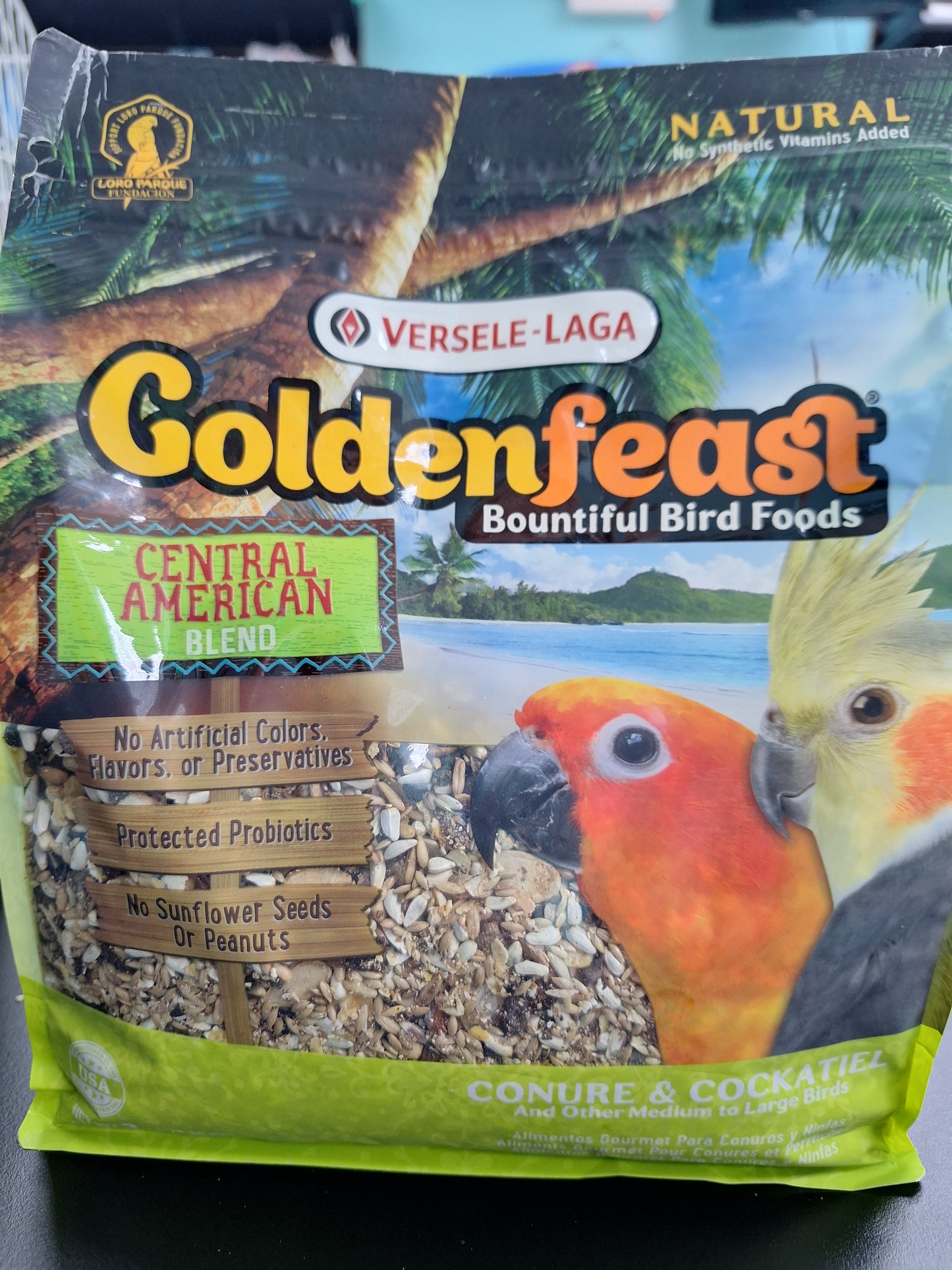 Goldenfeast Central American blend Conure & cockatiel