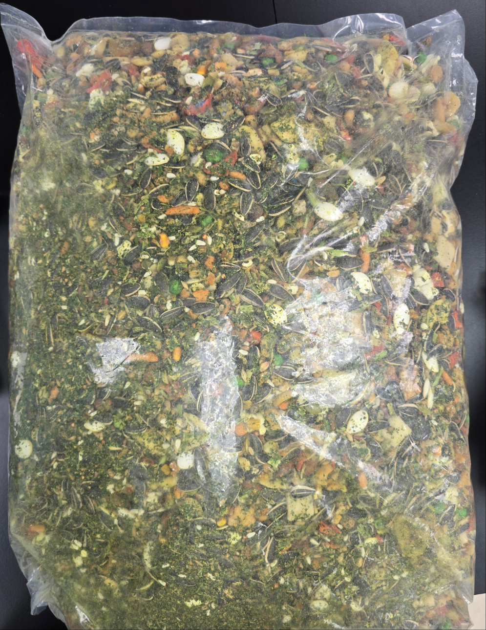 ISLAND TREATS Garden Parrot 23lb
