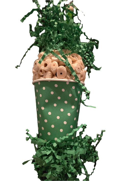 Spotty Sola green foraging