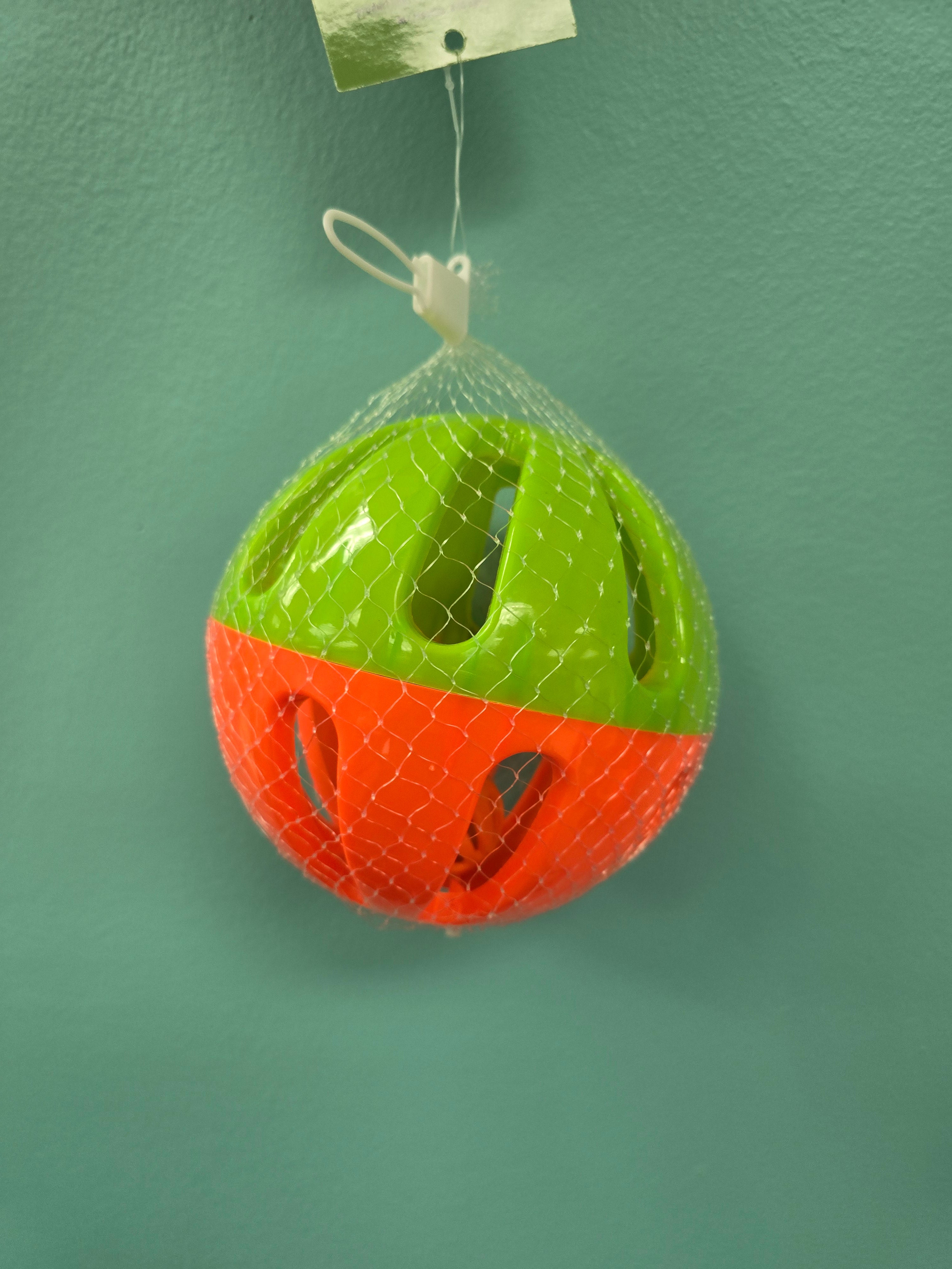 Extra large round rattle ball – Brenda & Billy's Aviary, Inc.®